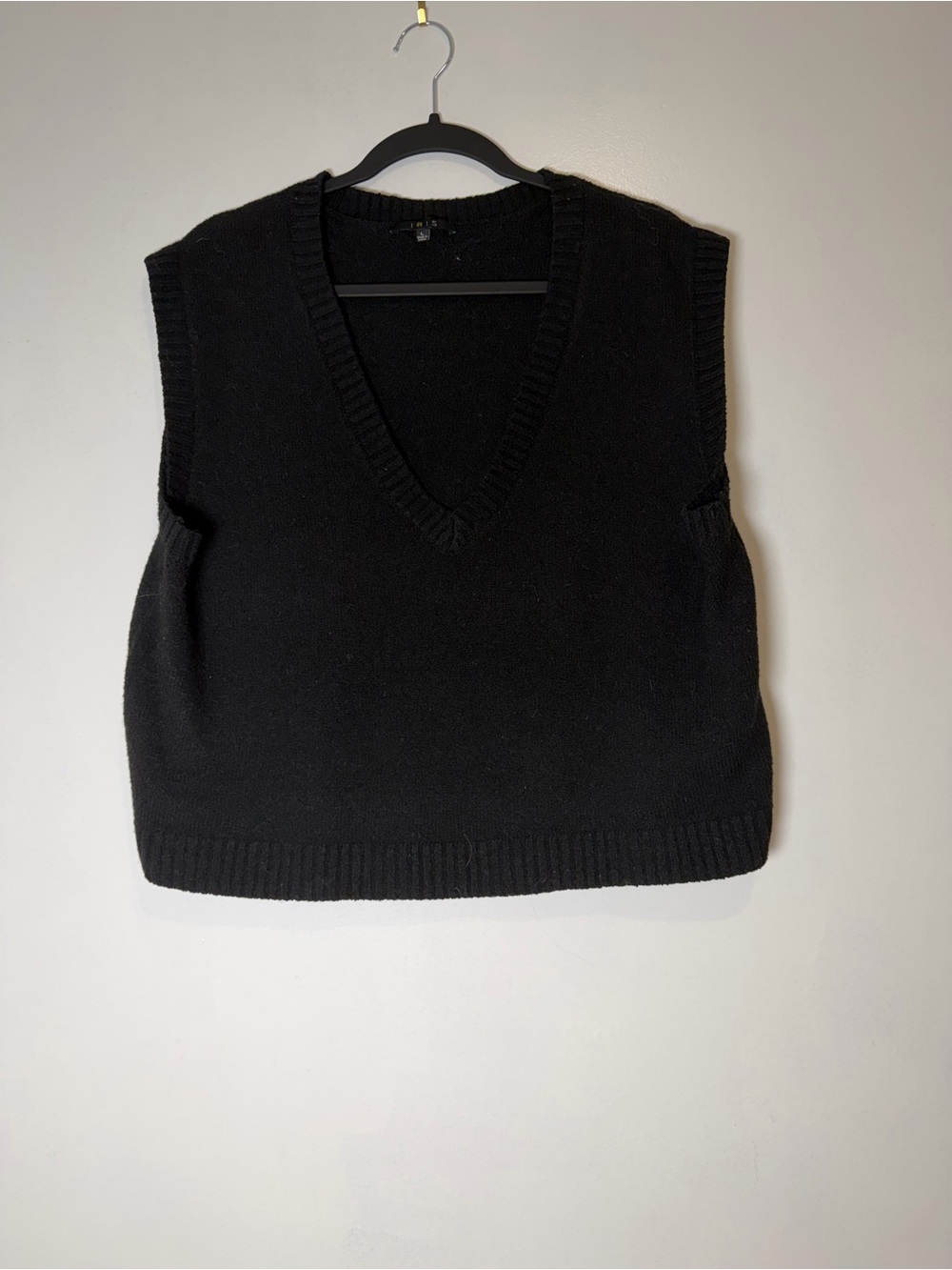 iris Black V-Neck Sleeveless Knit Sweater Vest